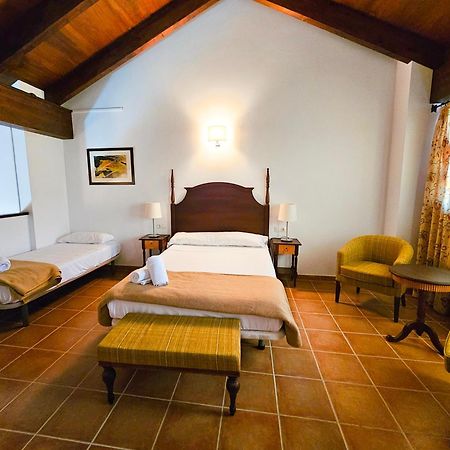 Apartamentos Jaca Badaguas 3000 Екстер'єр фото