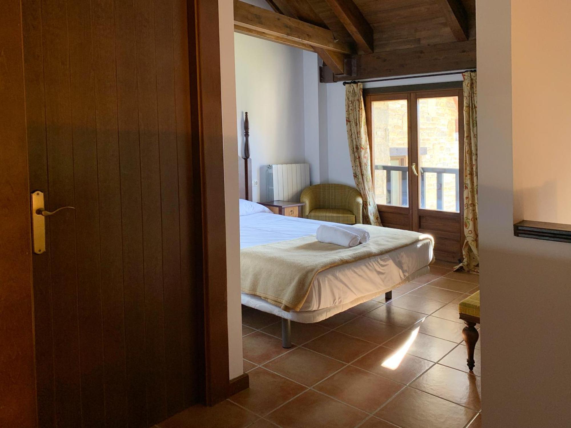 Apartamentos Jaca Badaguas 3000 Екстер'єр фото
